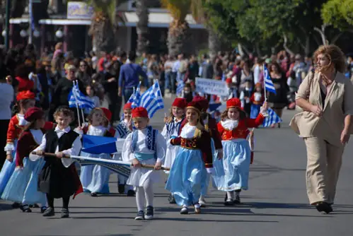 ΛΕΡΟΣ: Με λαμπρότητα ο εορτασμός της 28ης Οκτωβρίου