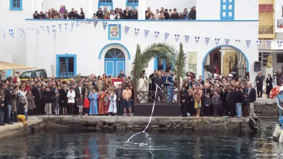 Ο αγιασμός των υδάτων στη Λέρο