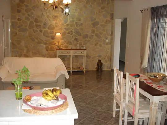 enoikiazetai leros