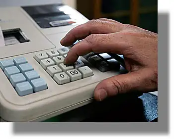 Ενώνουν τις δυνάμεις οι φορείς για να αντιμετωπίσουν την αύξηση του ΦΠΑ στα νησιά
