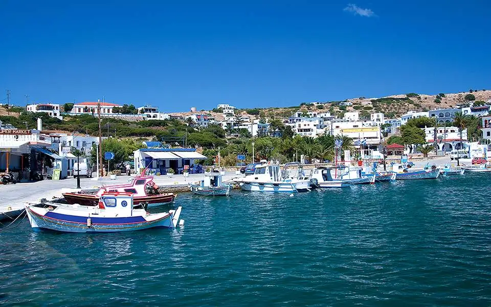 Λειψοί: Ιστιοφόρο προσάραξε σε βραχονησίδα – Σώοι οι 7 επιβάτες