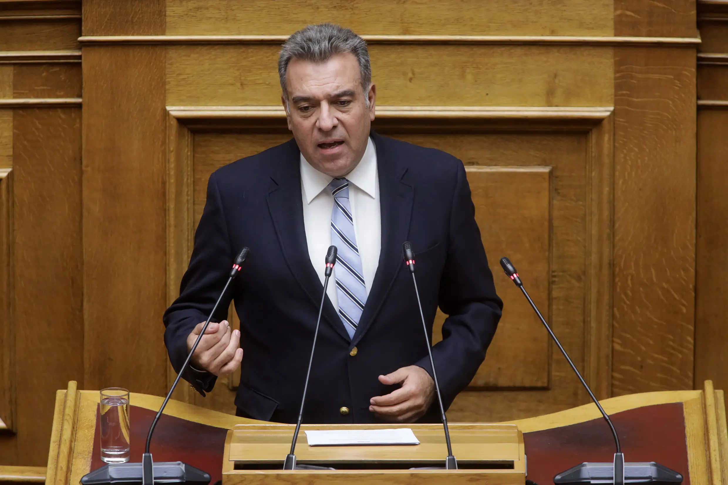 Μάνος Κόνσολας: «Έχουμε ισχυρή και καθαρή εντολή από τους πολίτες να προχωράμε σε θεσμικές και νομοθετικές πρωτοβουλίες που βελτιώνουν τη ζωή τους»