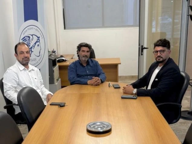 Παναγιώτης Κουνάκης: Πρόταση για διαδικτυακή συλλογή υπογραφών υπέρ της επαναφοράς των μειωμένων συντελεστών ΦΠΑ στη Ρόδο